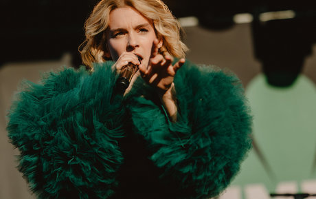 Pommelien Thijs exklusive nackte bild