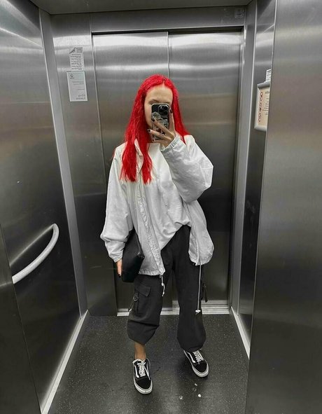 eclipsekarma schauspielerin nackte bild