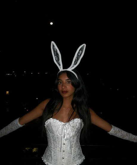 Maya Mayanalluri beste nackt bilder