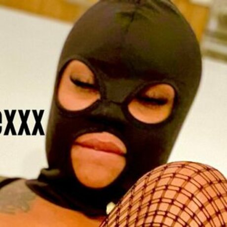 OfficialStrok3X porno exklusive fotos