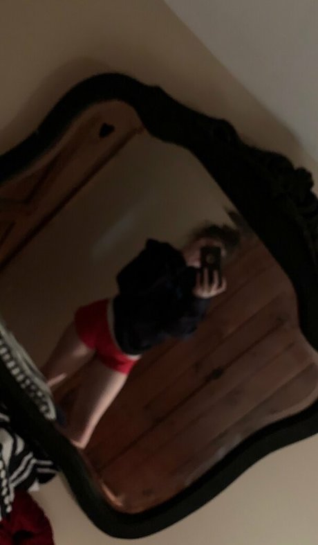 babygirlbrdlfree erwachsene nackte bild