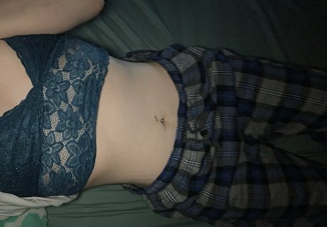 babygirlbrdlfree nacktheit hübsche foto