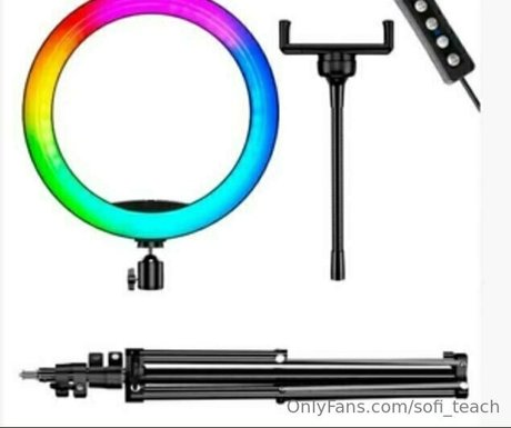 sofi teach nacktheit pornografische bilder