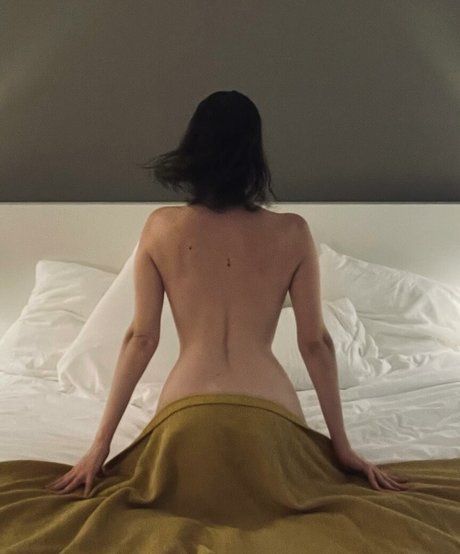 Moria Akons freie exklusive foto