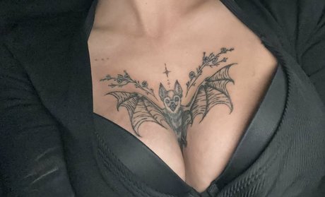 nephilimburial kunst nackte galerien