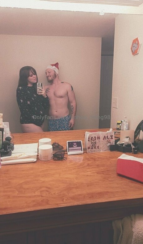 unholy thing98 exklusive freie galerien