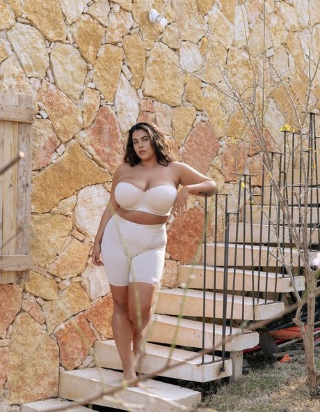 Shay Zanco erwachsene nackte archiv