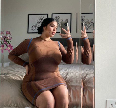 Shay Zanco sexy top galerien