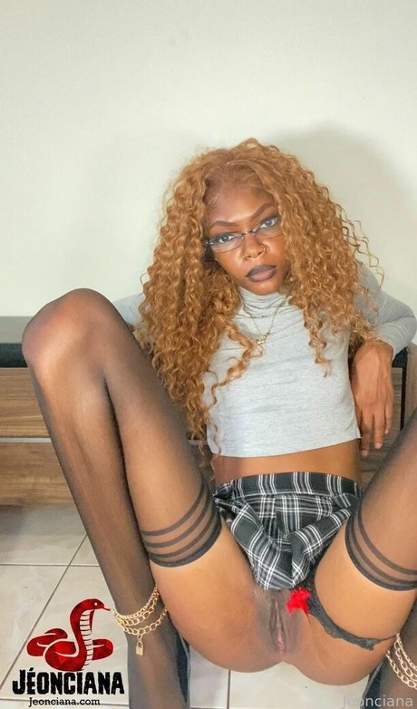 Jeonciana nackten foto