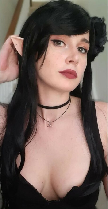 Salunes secret schauspielerin erwachsene foto