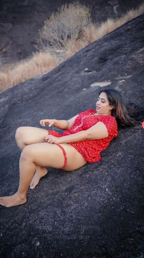 Nila Nambiar porno kunst fotos