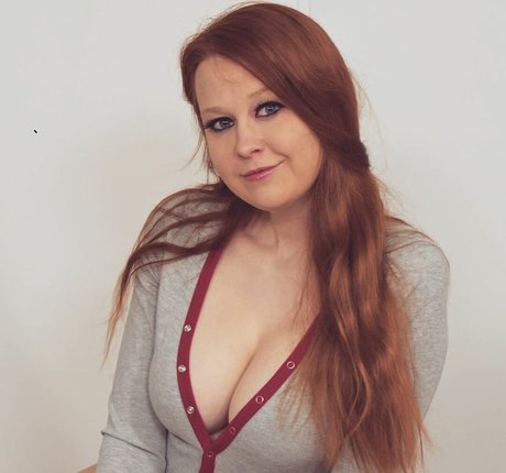 Goddess Julia heiße exklusive galerien