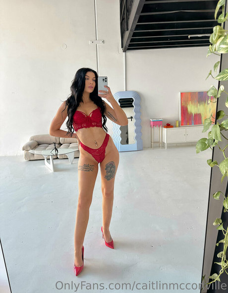 Caitlin McConville kostenlose exklusive galerie