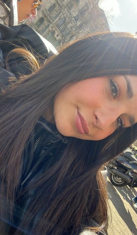 narjess sexy pornostar bild