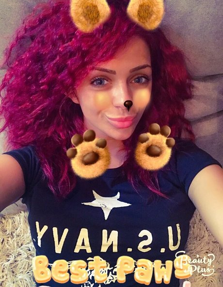 Iasmina Roxana nackt schöne bilder