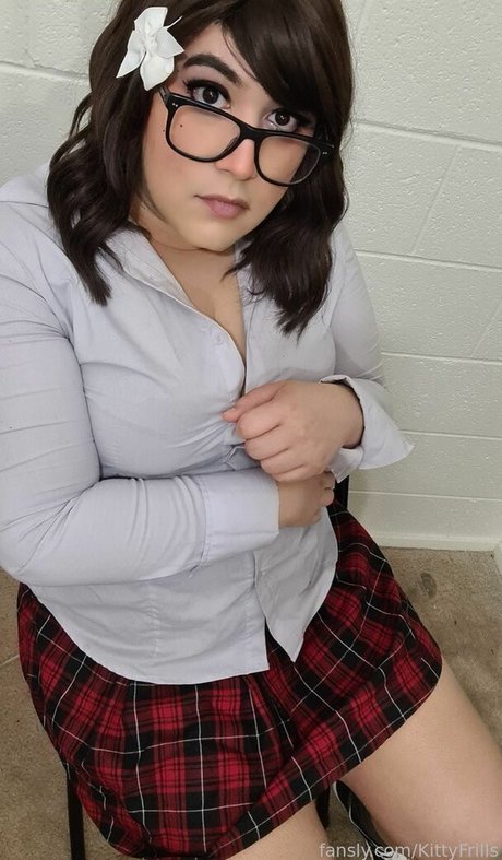 KittyFrills erwachsene freie bild