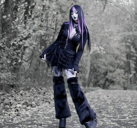 CreepyCassy erwachsene nackte archiv