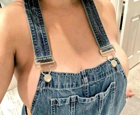 Salacious Peachy schauspielerin sex bilder