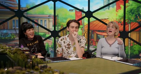 Siobhan Thompson erwachsene foto