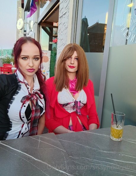 sissyhaileydoll sexy top fotos