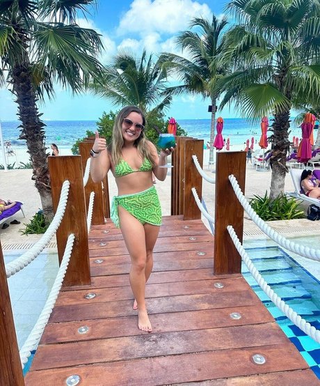 Alina Bitter porno freie bilder