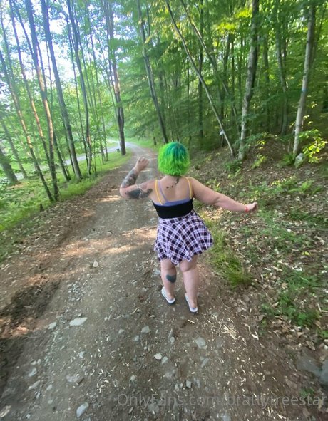 brattytreestar pornostar exklusive foto