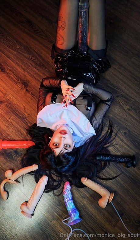 monica big soul xxx porno galerie