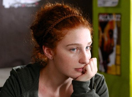 Lola Naymark hd bild