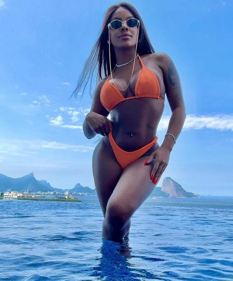 Jessica Apolinario sexy schöne foto