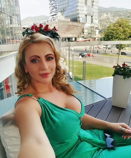 Berina Fati kunst heiße galerie