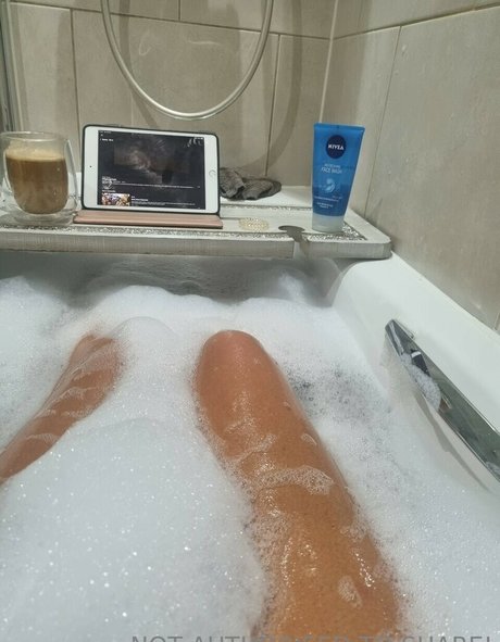 Princess Levi top sex bilder