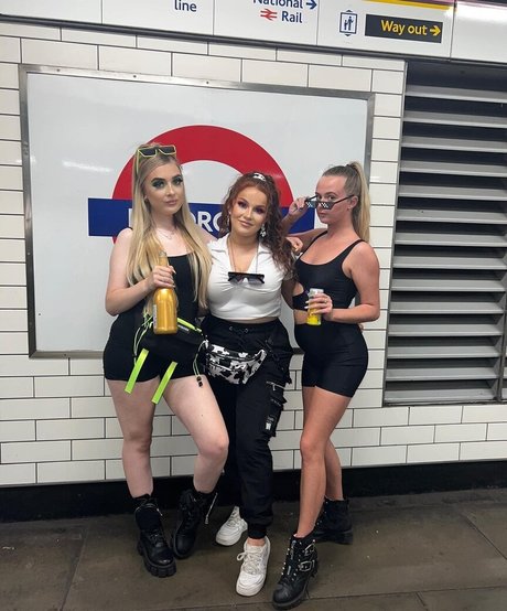 Alex Estelle model pornografische fotos