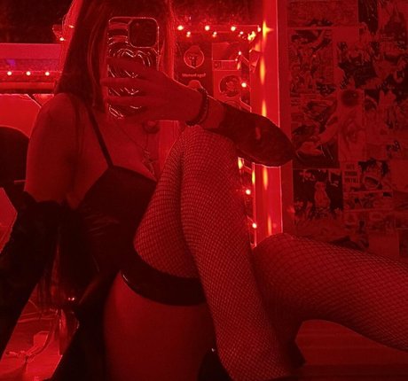 Delusionalsh0ne top erwachsene fotos