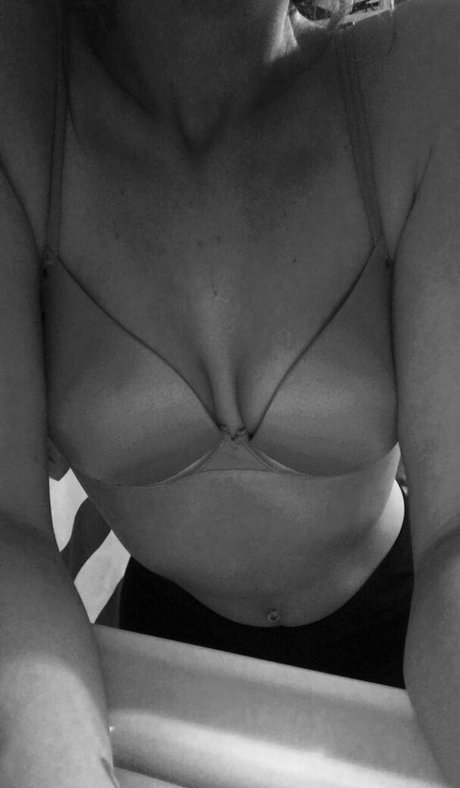 thereallindseyluna kostenlose nacktheit foto