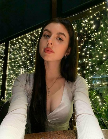 sunnyjully nackt exklusive foto