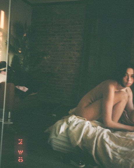 Bridget Gao Hollitt model hübsche archiv