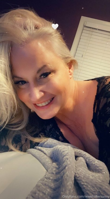 Tammy Sunny Sytch Bilder