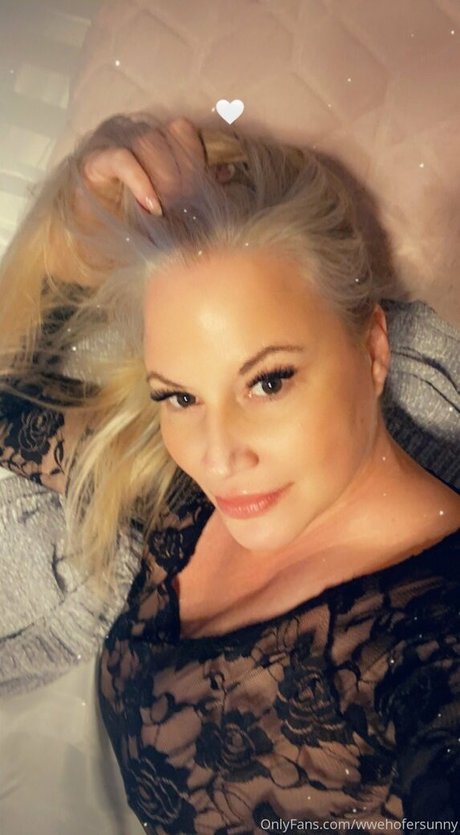 Tammy Sunny Sytch kunst erotische bilder