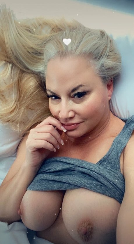 Tammy Sunny Sytch erwachsene exklusive fotos