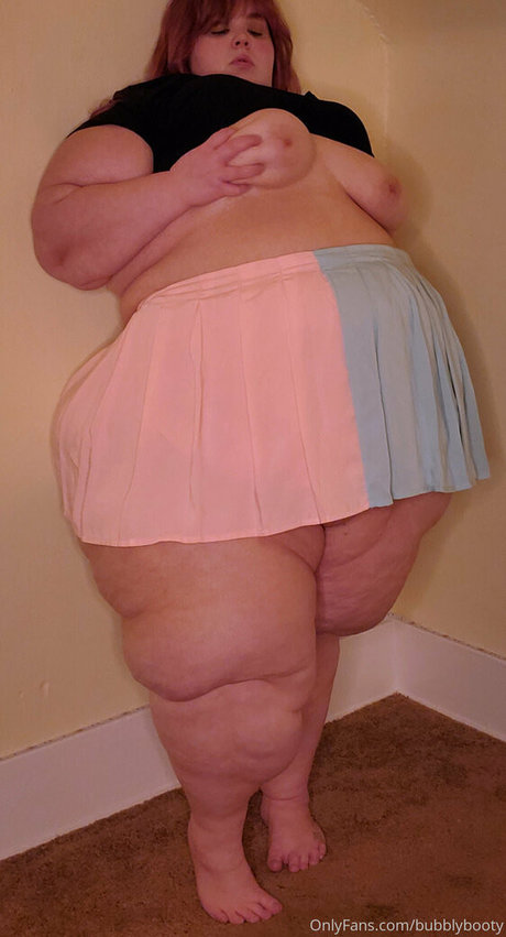 bubblybooty top nackt bilder