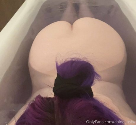 chloe nsfw akt pornostar galerien