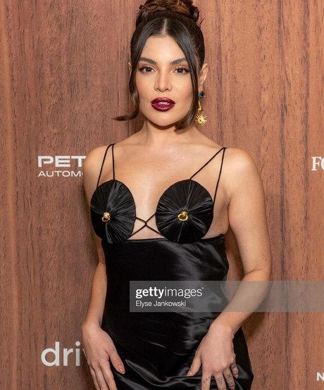 muskel-trans-onlyfans perfekte kunst bild