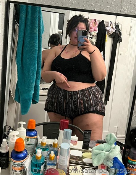 schwarze oma-onlyfans xxx pornographische bild