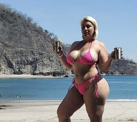 große latina-onlyfans exklusive beste bilder