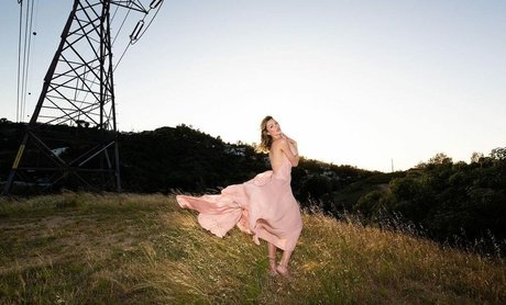 Lili Simmons freie nacktheit galerien