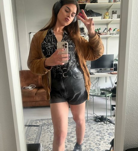 tsjennazz exklusive perfekte bilder