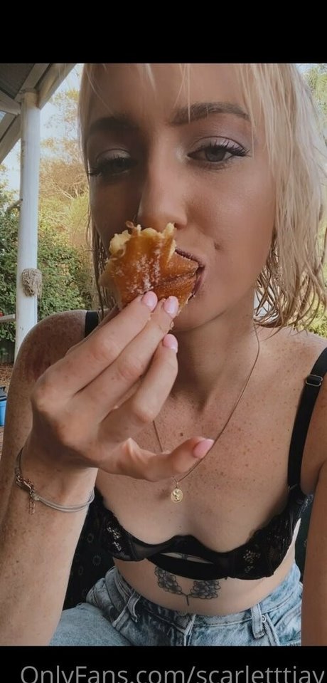 scarletttjay beste kunst fotos