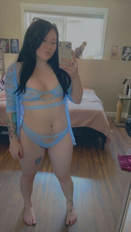 Shaae Shaaerochelle exklusive kunst fotos