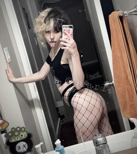 sperma auf der zunge onlyfans porno erwachsene foto