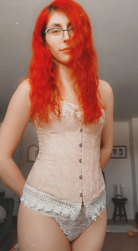 littleeevee66 sexy top bild